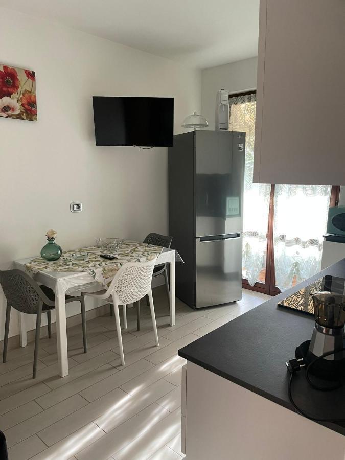 Casa Vacanze Collina Del Lago Pastrengo Esterno foto